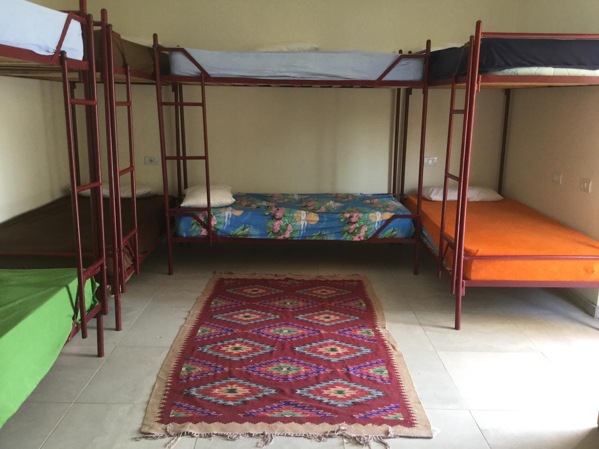 Elbasan Backpacker Hostel Zewnętrze zdjęcie